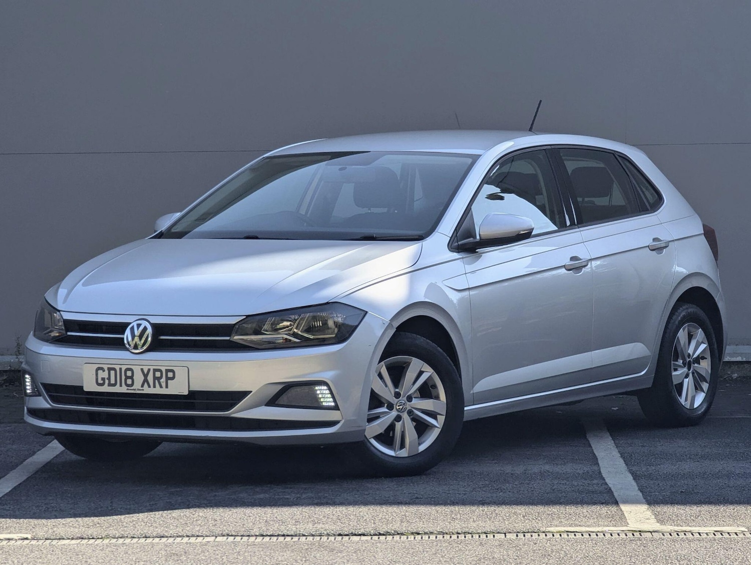 Used Volkswagen Polo 2018 for sale - 76013025: Photo 4