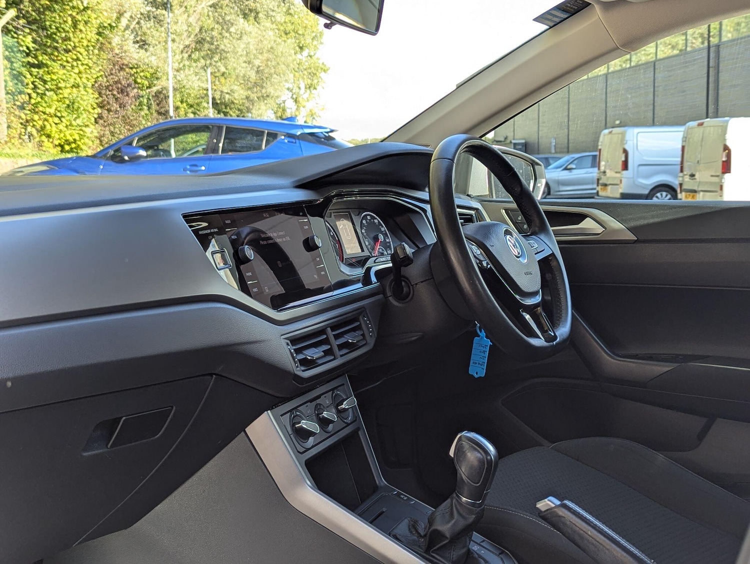 Used Volkswagen Polo 2018 for sale - 76013025: Photo 9