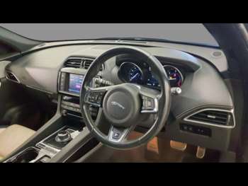 Used Jaguar F-Pace 2016 for sale - 74921181: Photo