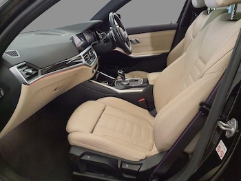 Used BMW 3 Series 2022 for sale - 75601579: Photo