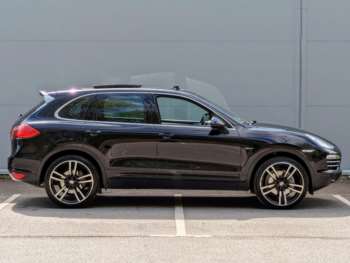 Used Porsche Cayenne 2014 for sale - 74477113: Photo
