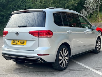 Used Volkswagen Touran 2017 for sale - 75906064: Photo