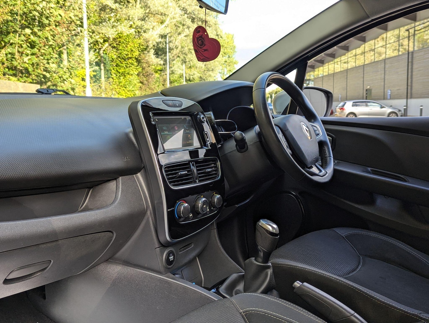 Used Renault Clio 2019 for sale - 76071560: Photo 9