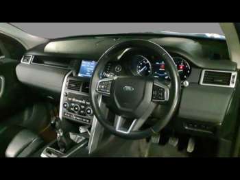 Used Land Rover Discovery Sport 2017 for sale - 75127319: Photo