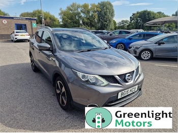Used Nissan Qashqai 2015 for sale - 75708496: Photo
