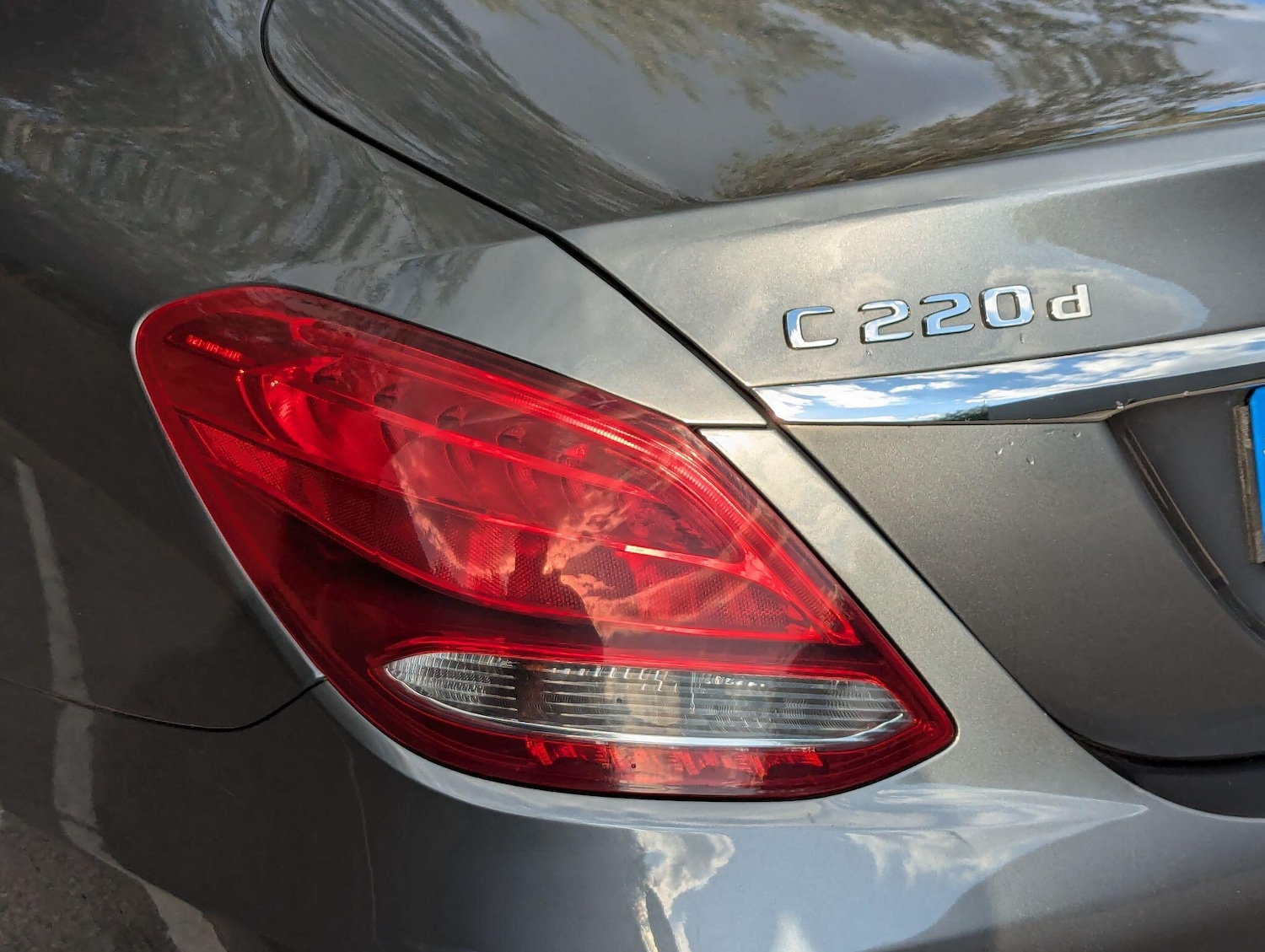 Used Mercedes-Benz C-Class 2017 for sale - 76073011: Photo 23