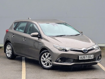 2017 (67) - 1.8 VVT-h Business Edition CVT Euro 6 (s/s) 5dr (Safety Sense)