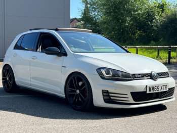 Used Volkswagen Golf 2016 for sale - 75139875: Photo