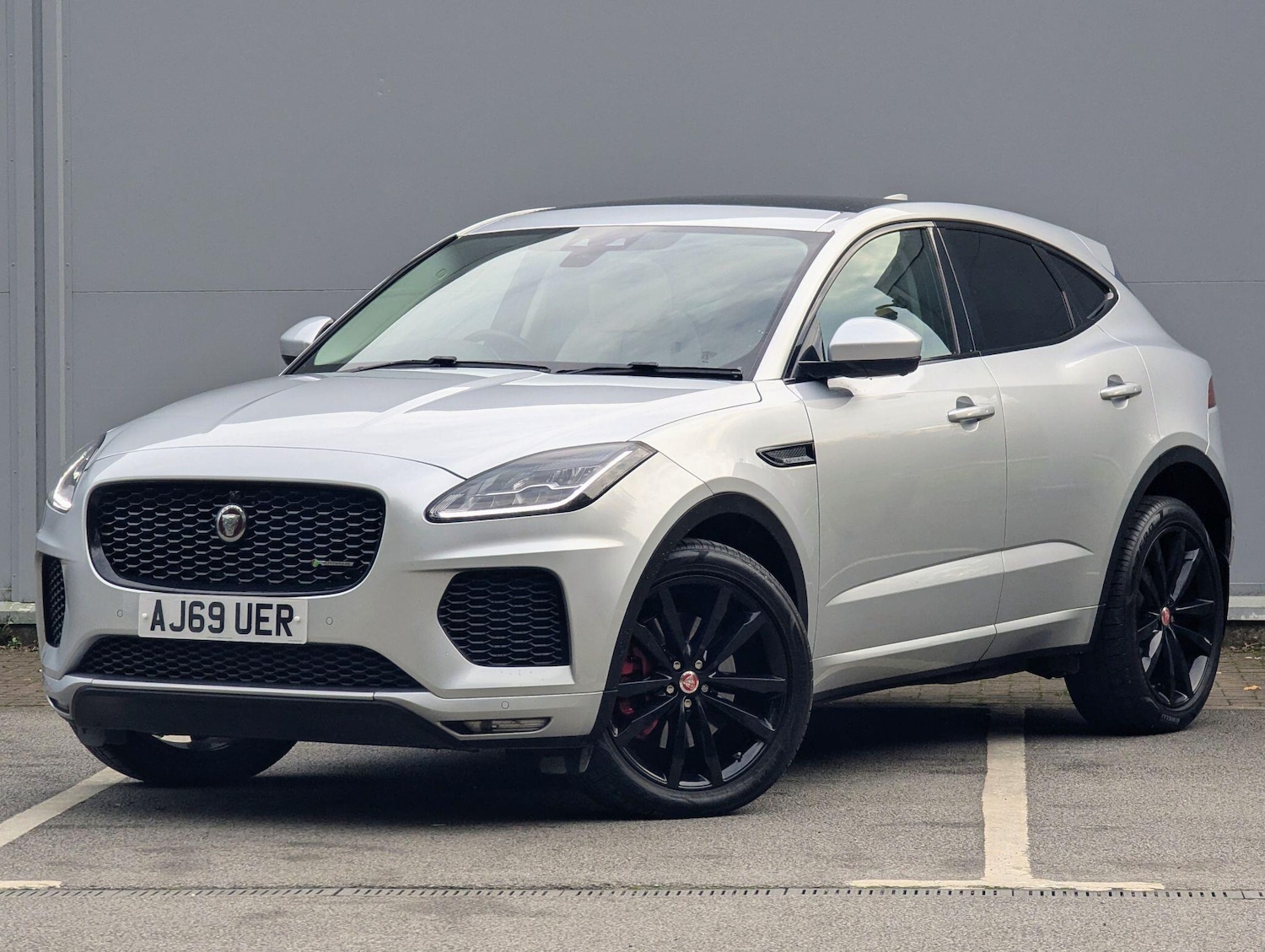 Used Jaguar E-Pace 2019 for sale - 76072915: Photo 10