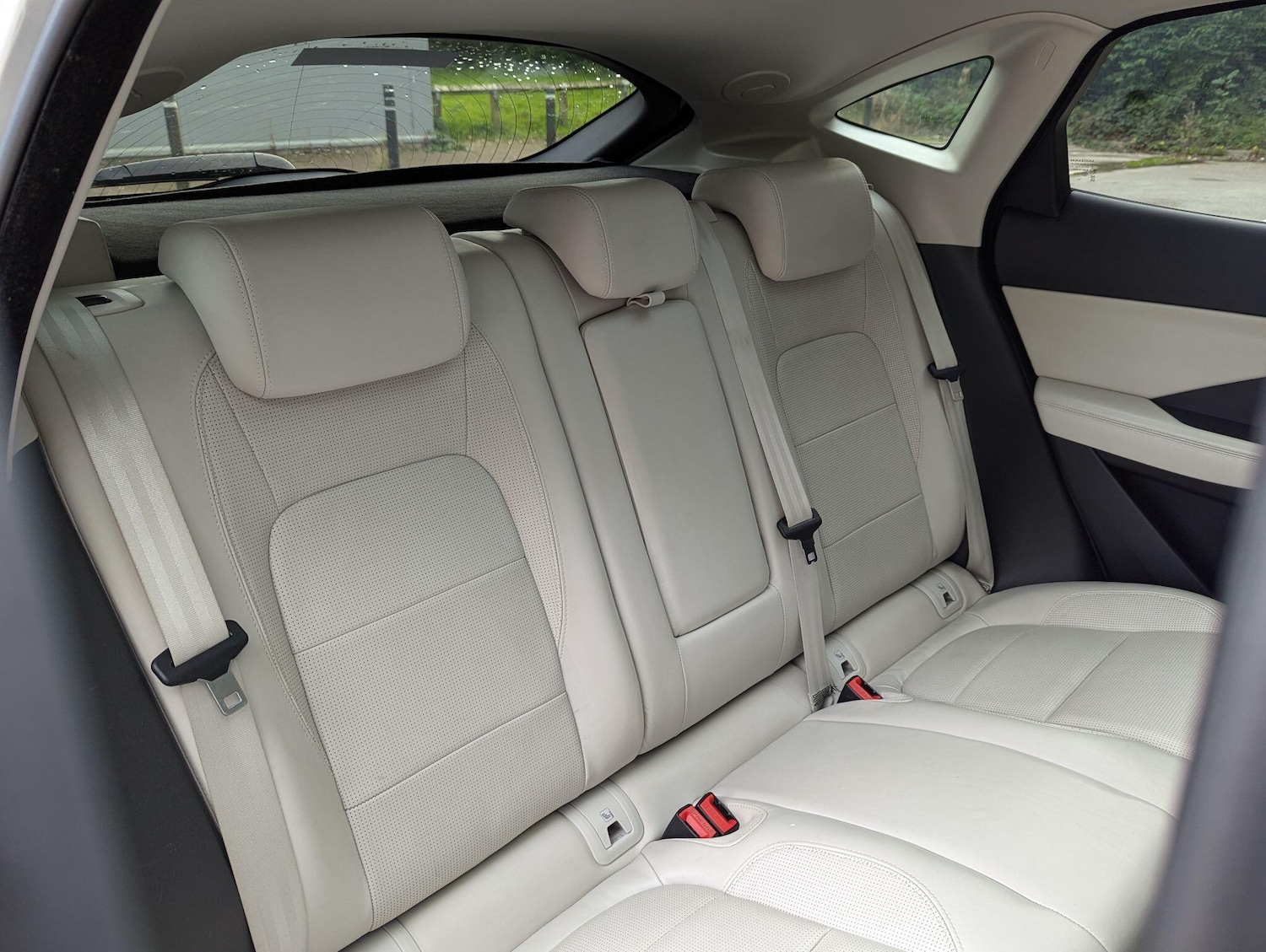Used Jaguar E-Pace 2019 for sale - 76072915: Photo 14
