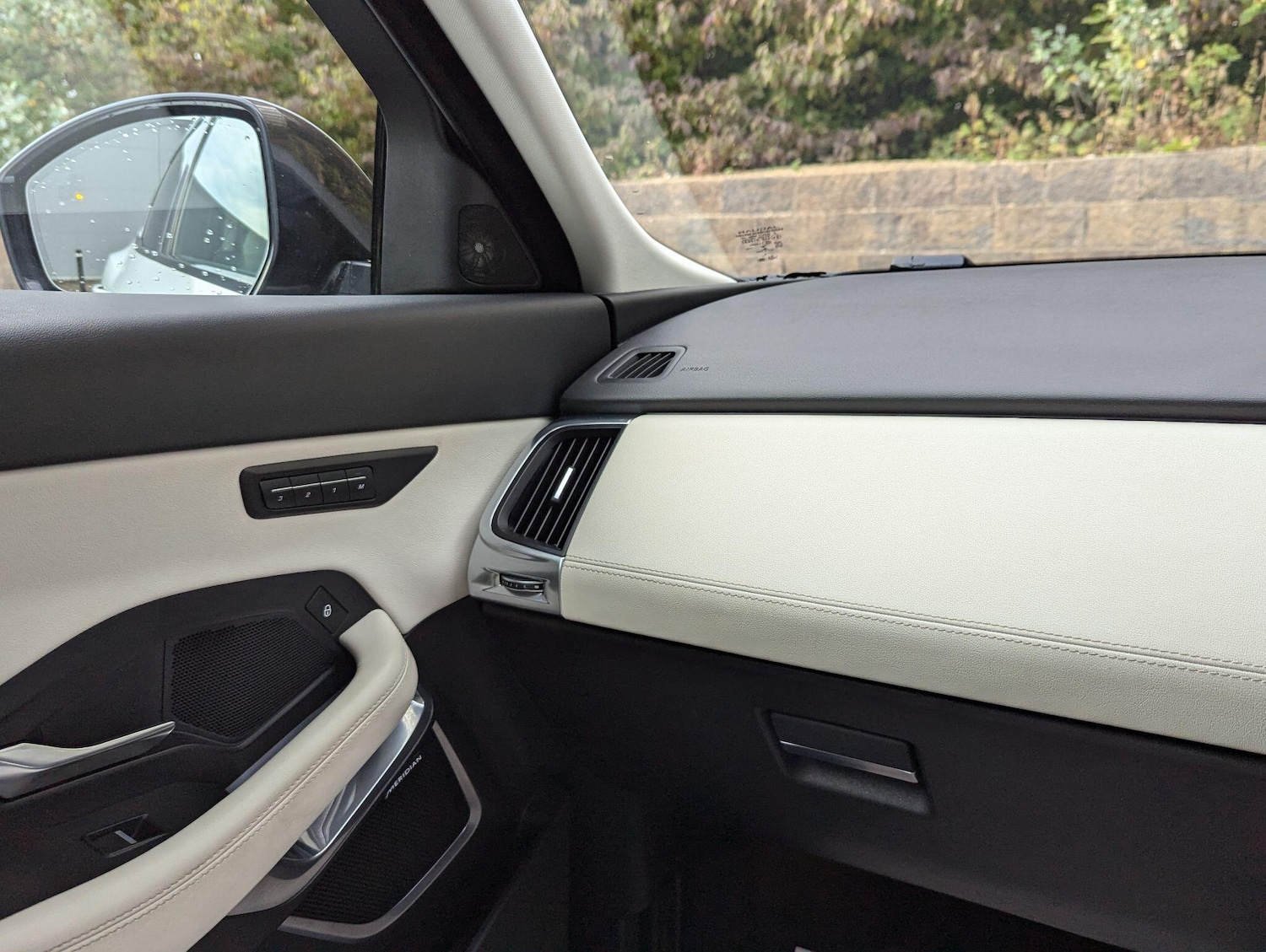 Used Jaguar E-Pace 2019 for sale - 76072915: Photo 21