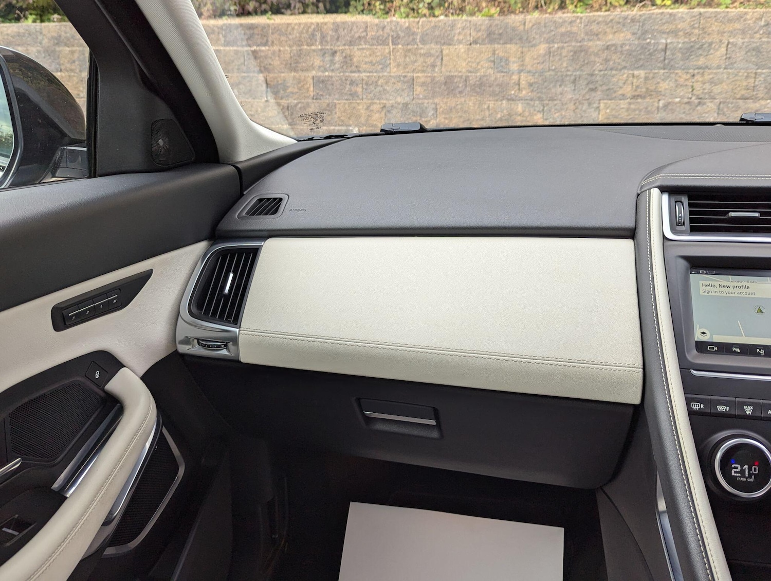Used Jaguar E-Pace 2019 for sale - 76072915: Photo 41