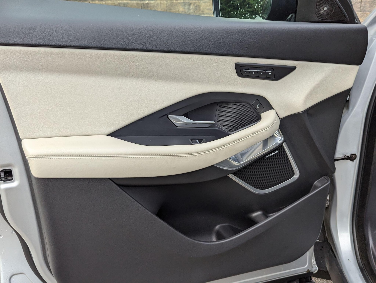 Used Jaguar E-Pace 2019 for sale - 76072915: Photo 45