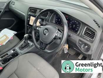 Used Volkswagen Golf 2017 for sale - 75297744: Photo