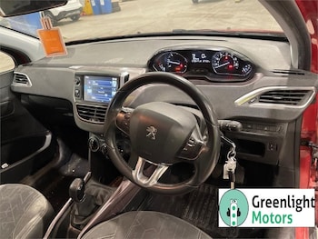 Used Peugeot 2008 2015 for sale - 75809693: Photo