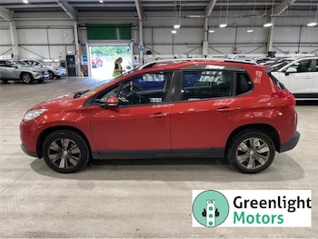Used Peugeot 2008 2015 for sale - 75809693: Photo