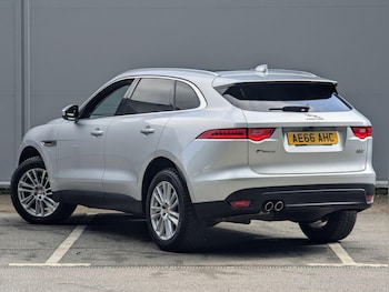 Used Jaguar F-Pace 2016 for sale - 75198567: Photo