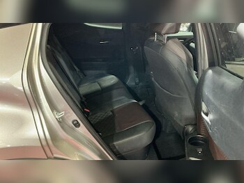 Used Toyota C-HR 2017 for sale - 75928282: Photo