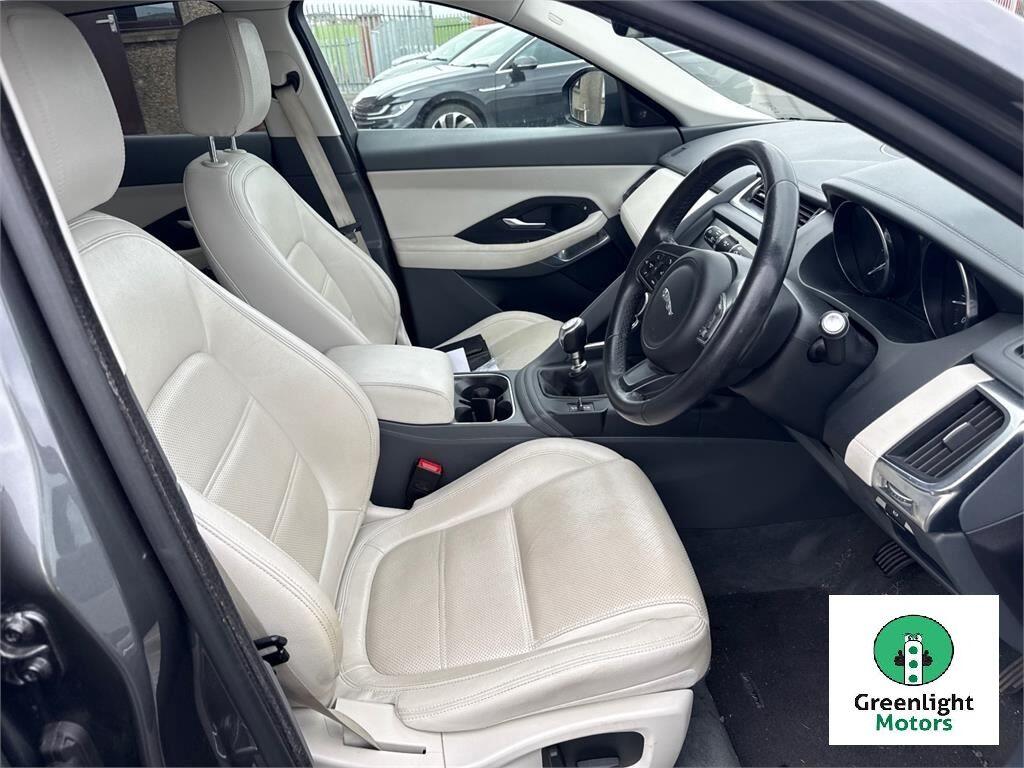 Used Jaguar E-Pace 2019 for sale - 76159184: Photo 2