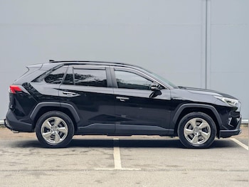 Used Toyota RAV4 2019 for sale - 75670395: Photo