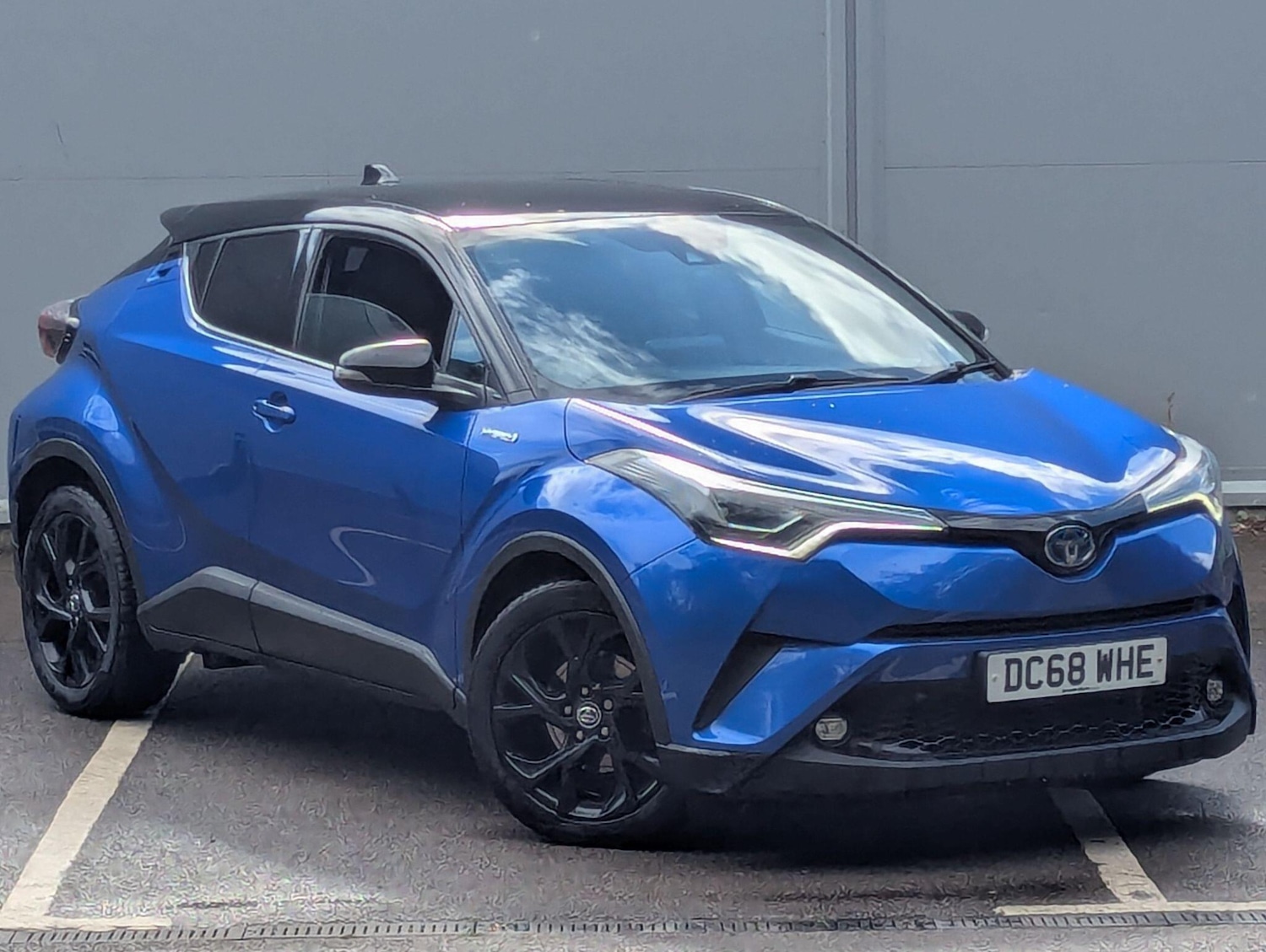 Used Toyota C-HR 2019 for sale - 75977792: Photo 1