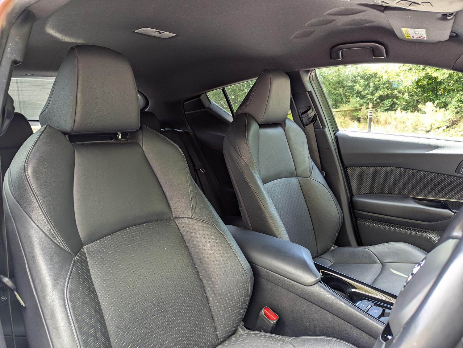 Used Toyota C-HR 2019 for sale - 75977792: Photo 10