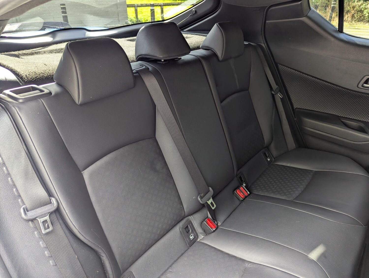 Used Toyota C-HR 2019 for sale - 75977792: Photo 12