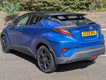 Used Toyota C-HR 2019 for sale - 75977792: Photo