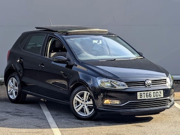 Used Volkswagen Polo 2016 for sale - 75657896: Photo