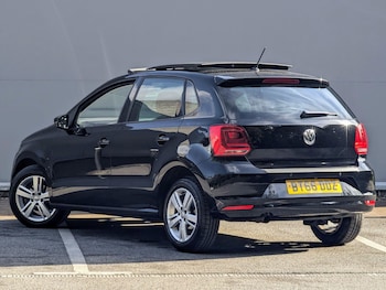 Used Volkswagen Polo 2016 for sale - 75657896: Photo