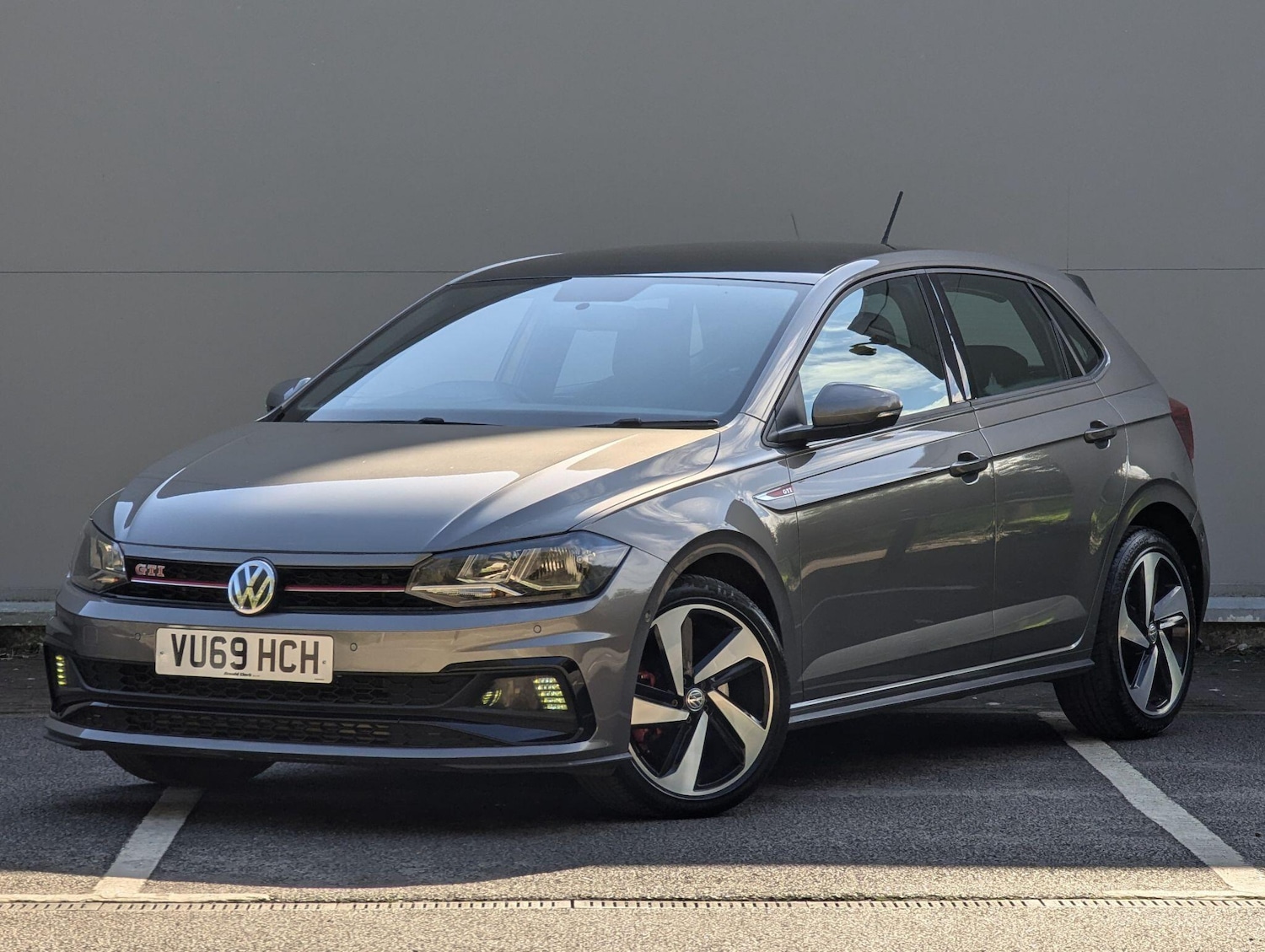 Used Volkswagen Polo 2019 for sale - 76073244: Photo 4