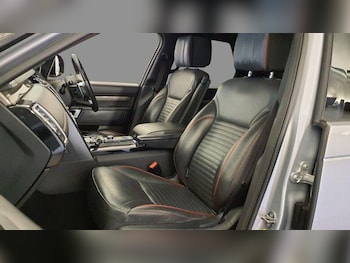 Used Land Rover Discovery 2017 for sale - 75563161: Photo