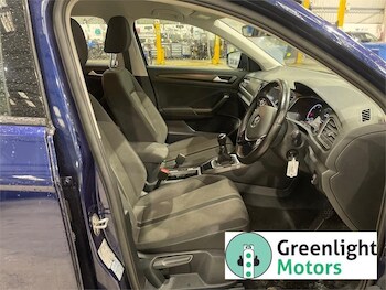 Used Volkswagen T-Roc 2019 for sale - 75553014: Photo