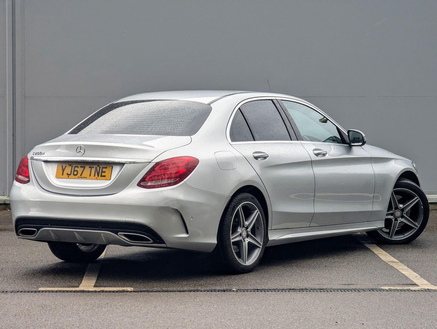 Used Mercedes-Benz C-Class 2017 for sale - 76059642: Photo 3