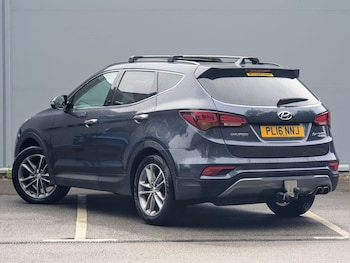Used Hyundai Santa Fe 2016 for sale - 75756417: Photo