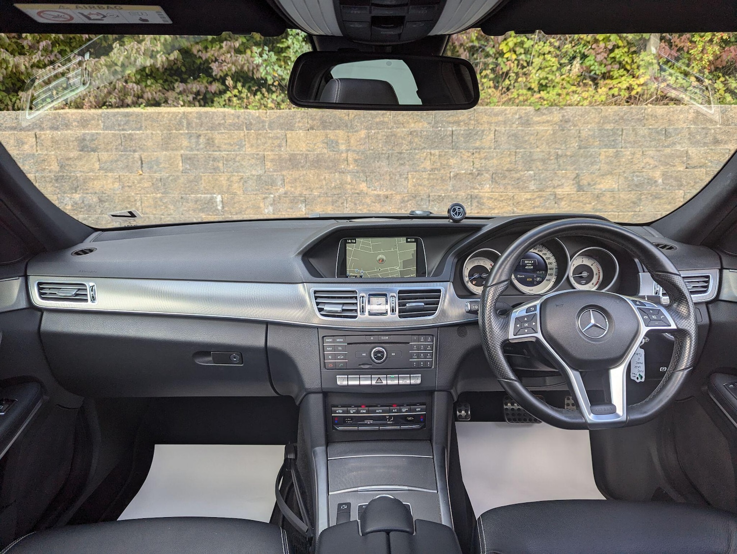 Used Mercedes-Benz E-Class 2016 for sale - 75977670: Photo 14