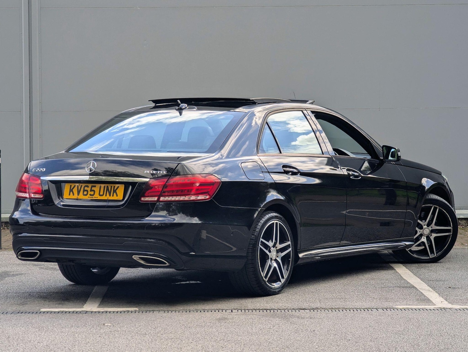 Used Mercedes-Benz E-Class 2016 for sale - 75977670: Photo 3