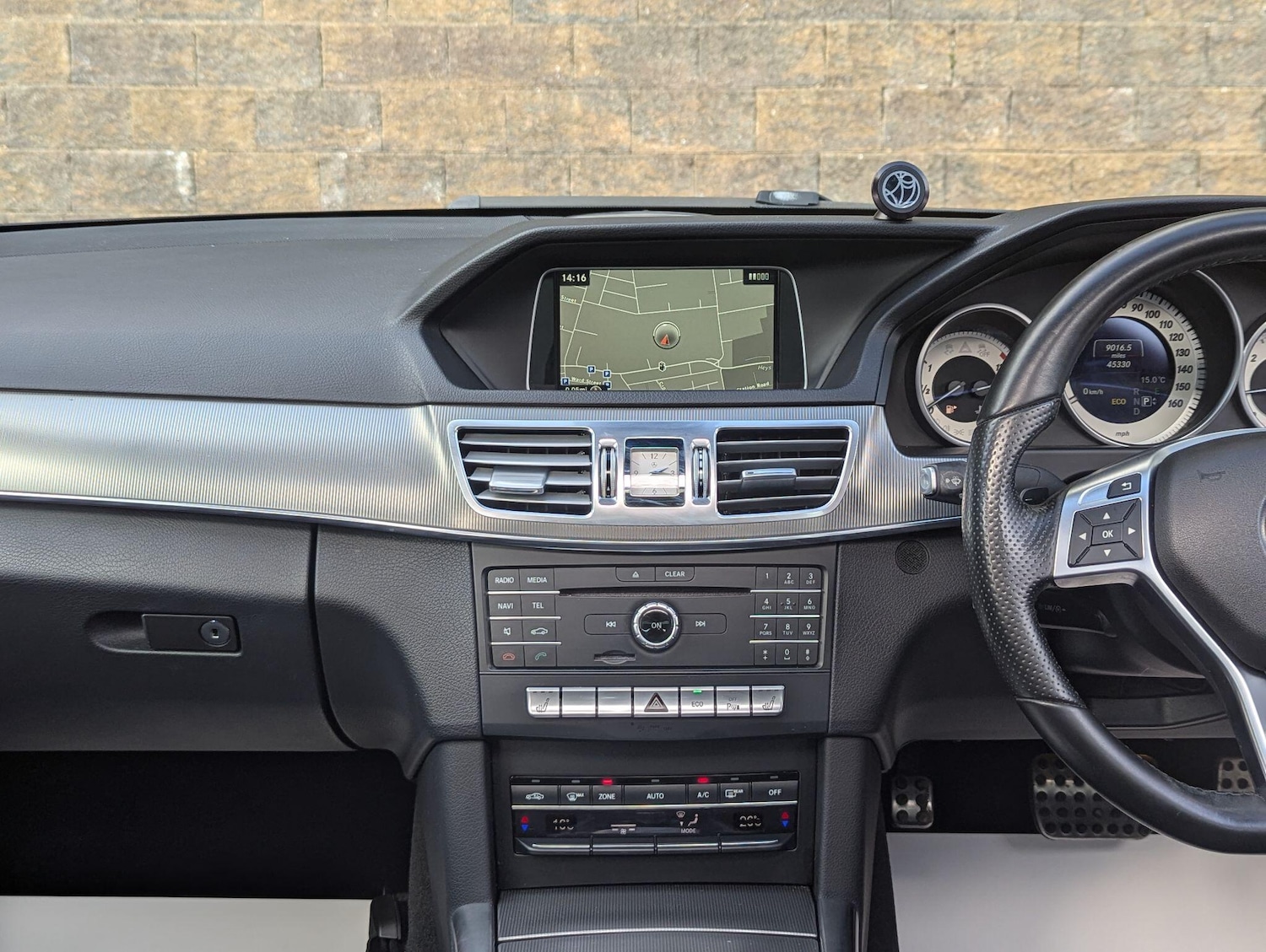 Used Mercedes-Benz E-Class 2016 for sale - 75977670: Photo 36