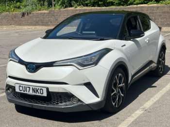 Used Toyota C-HR 2017 for sale - 74653103: Photo