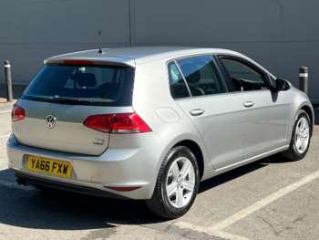Used Volkswagen Golf 2016 for sale - 74521146: Photo