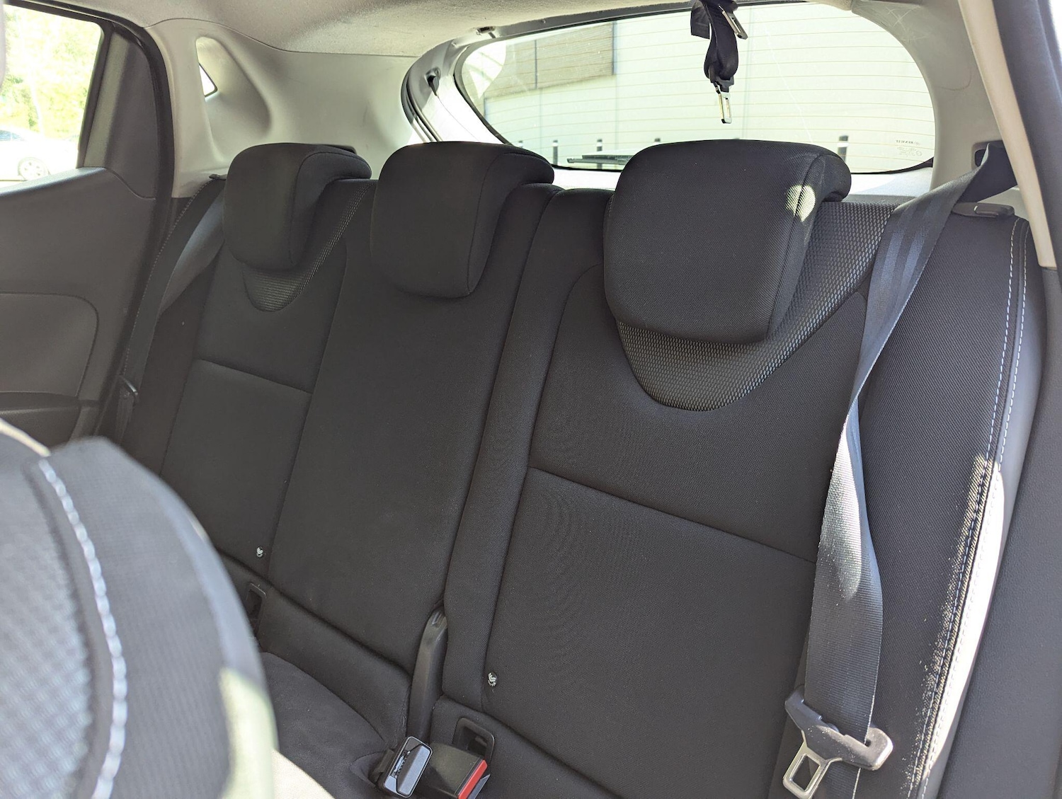 Used Renault Clio 2015 for sale - 76043050: Photo 26