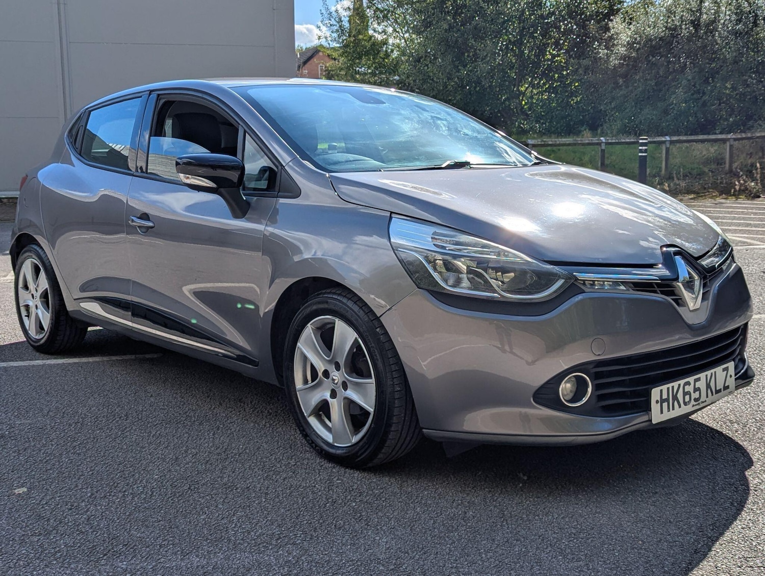 Used Renault Clio 2015 for sale - 76043050: Photo 39