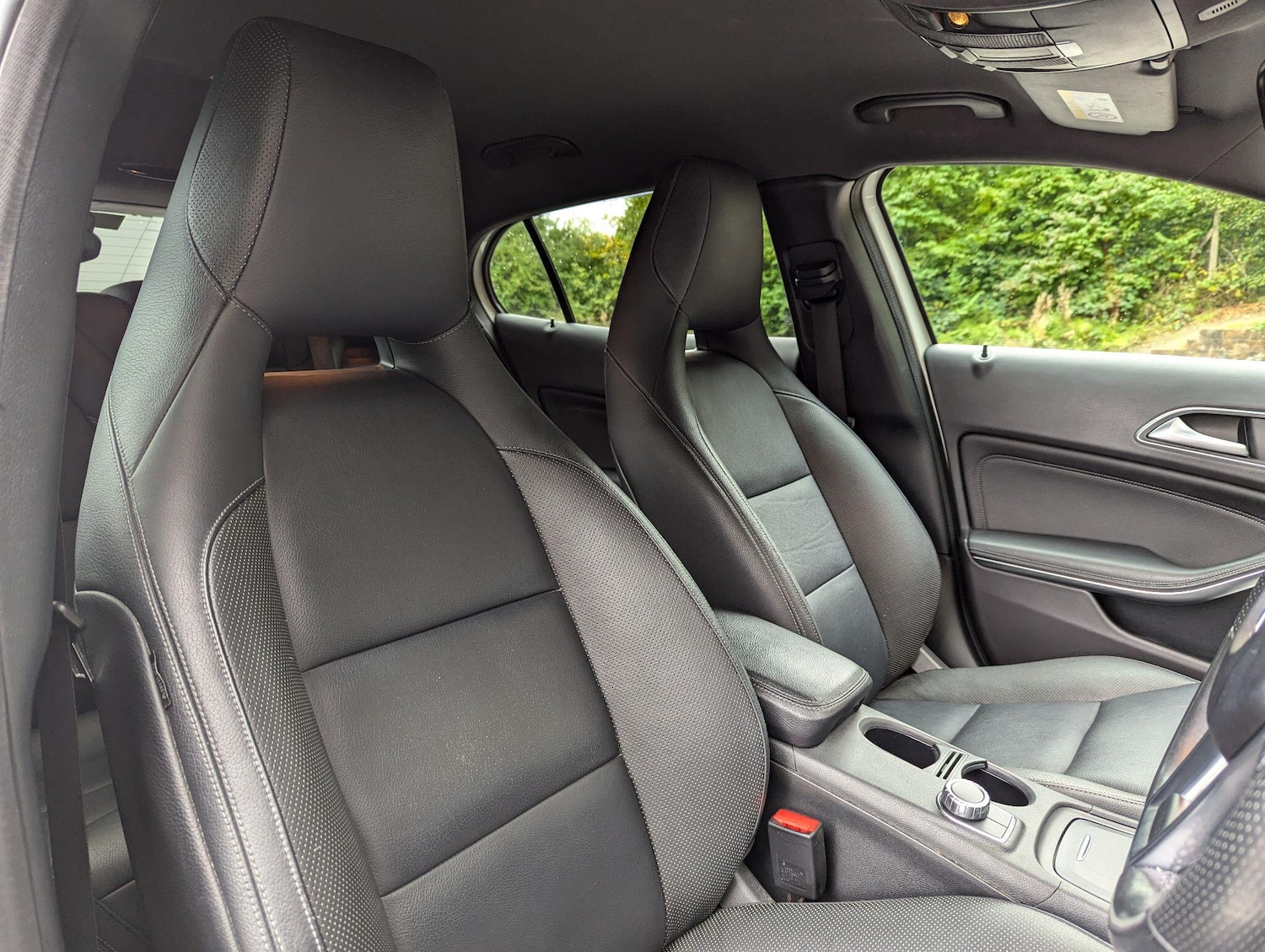 Used Mercedes-Benz GLA 2015 for sale - 76136277: Photo 10