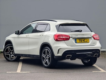 Used Mercedes-Benz GLA 2015 for sale - 76136277: Photo 2