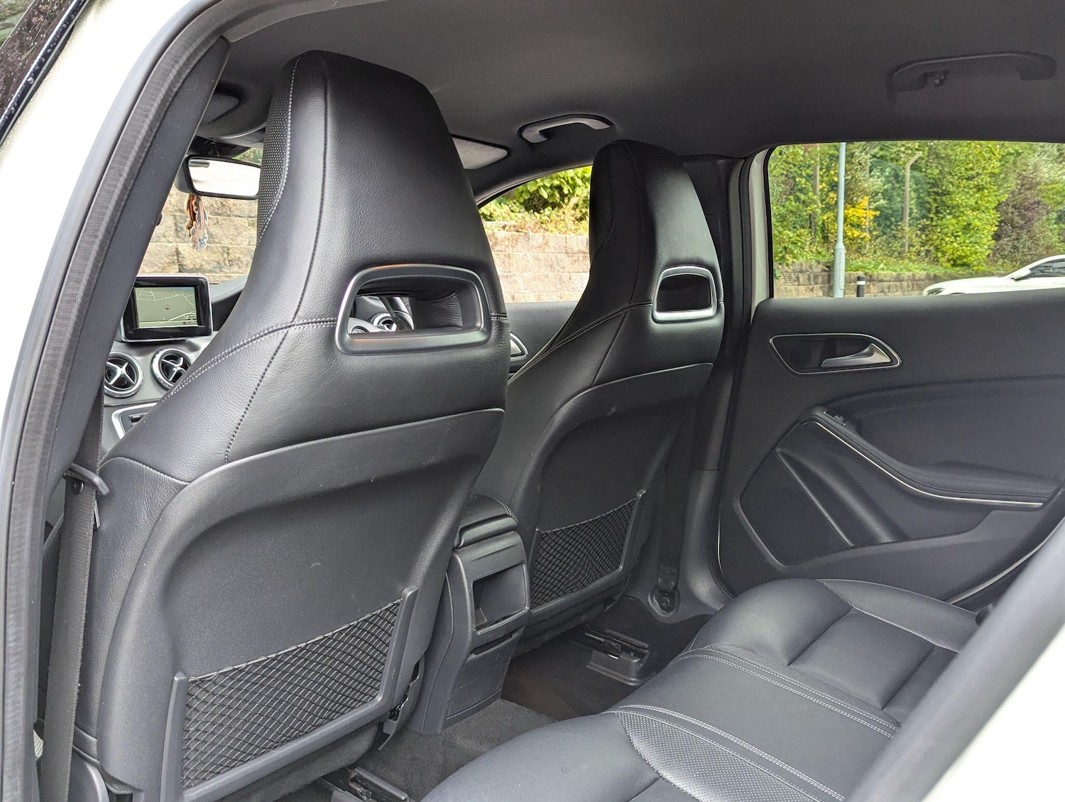 Used Mercedes-Benz GLA 2015 for sale - 76136277: Photo 42
