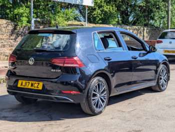 Used Volkswagen Golf 2017 for sale - 74611185: Photo