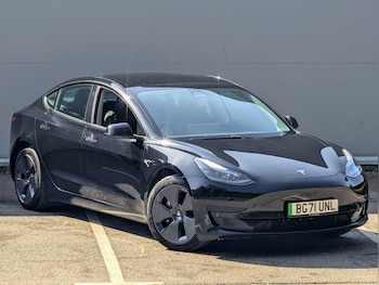 2021 (71) - Standard Range Plus Auto RWD 4dr