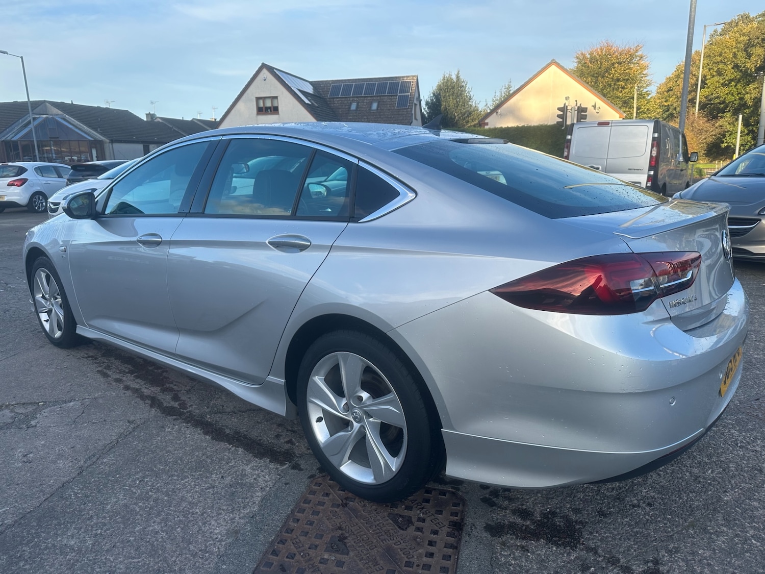 Used Vauxhall Insignia 2019 for sale - 76455657: Photo 3