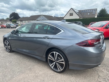 Used Vauxhall Insignia 2018 for sale - 75502111: Photo
