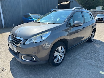 Used Peugeot 2008 2015 for sale - 79153880: Photo